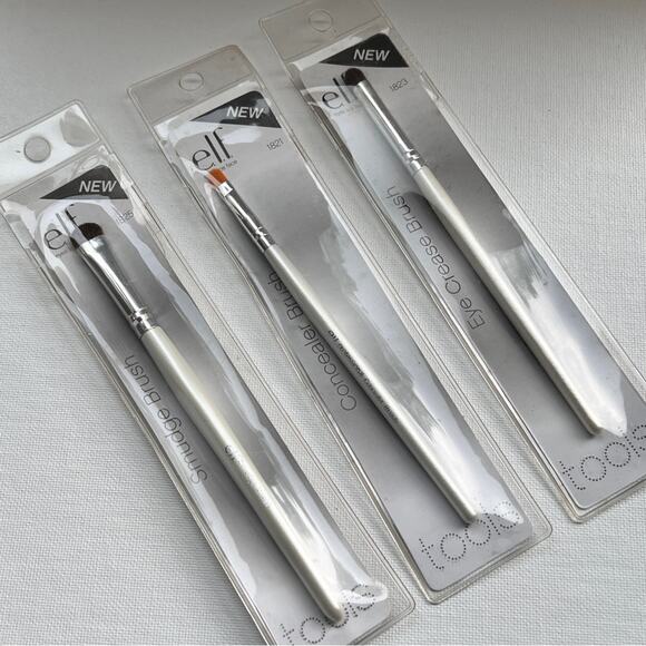 Elf Professional Makeup Brushes  Three Different Styles New in Package - Picture 1 of 12